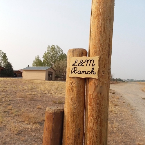 The sign for our Wyoming ranch gate has been mounted.