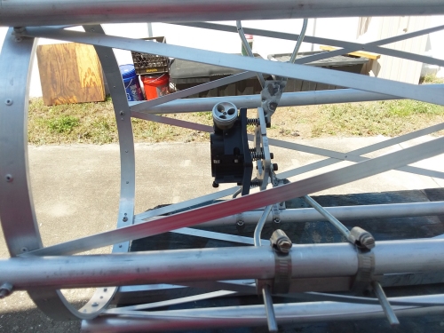Detail of the spider construction.